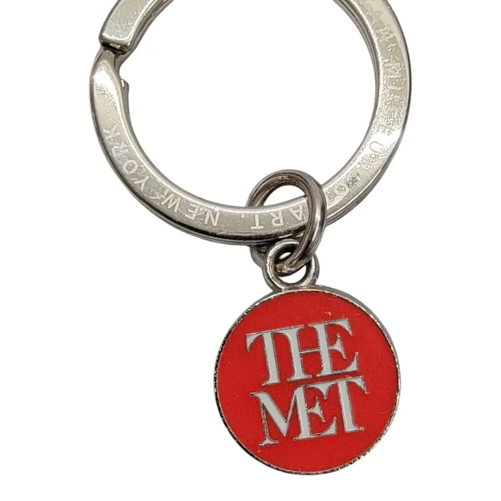 The Met Metropolitan Museum Art New York Red Enamel Logo Keychain Key Ring